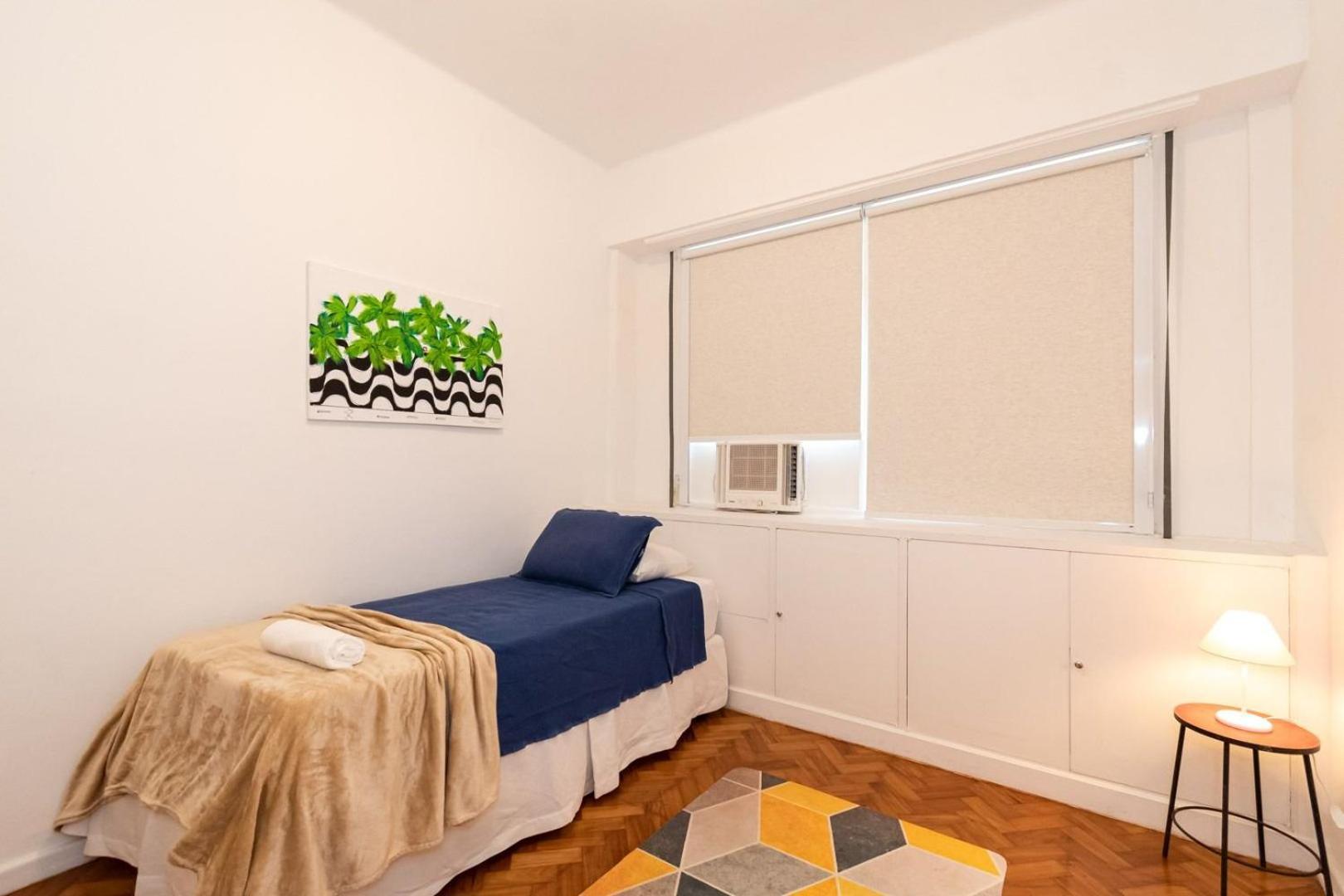 Apartamento De 3 Quartos Em Copacabana | Cl 91/302
