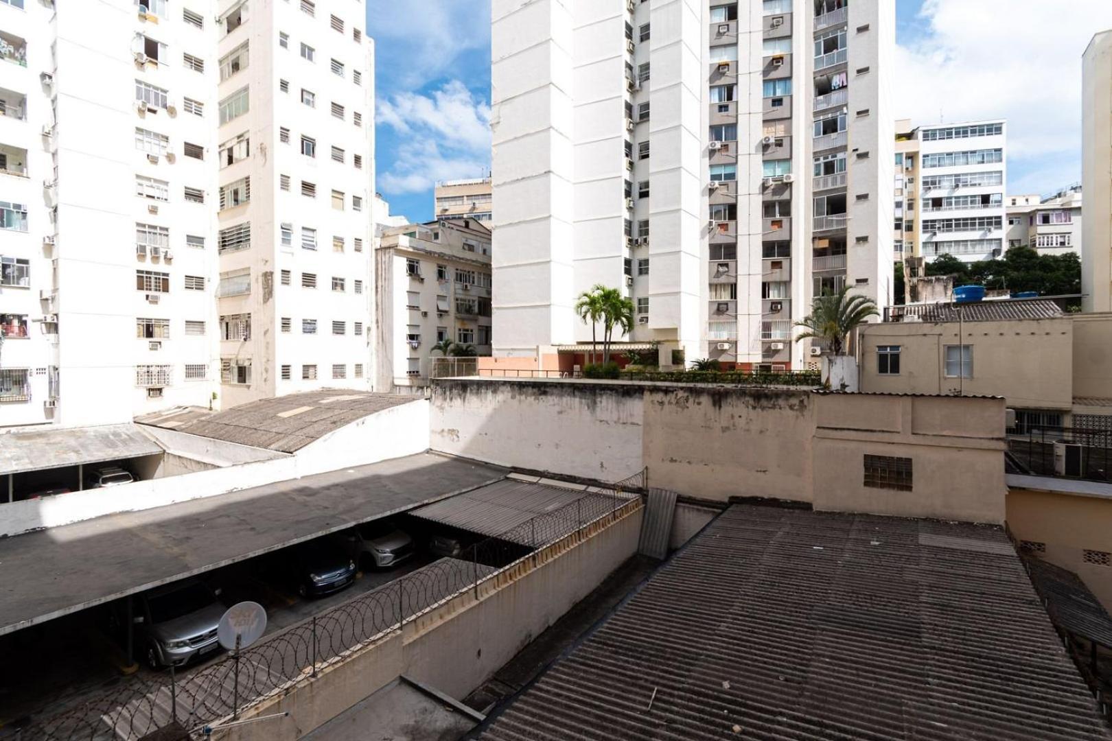 Apartamento Omar Do Rio - Cl 91/302: 3qtos No Arpoador C/ Internet 250mbps + Workstation, A 250 Metros Da De Copacabana E 500 Metros Da De Ipanema, 400 Metros Do Metrô General Osório